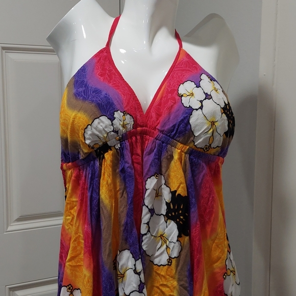 Beautiful Women's dress - Picture 4 of 8